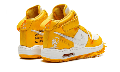 Nike Air Force 1 SP medio Mais Varsity bianco sporco