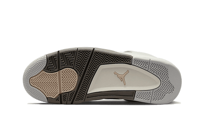 Air Jordan 4 SE Craft Photon Dust