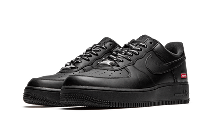 Air Force 1 Low Nero Supreme